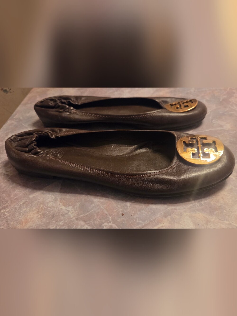 Tory Burch Brown Leather Logo Ballet Flats - Picture 5 of 6